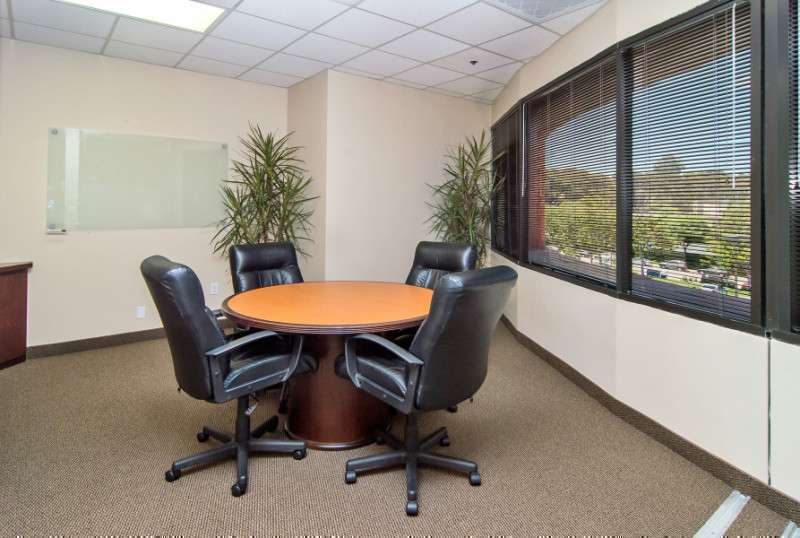 San Diego Conference Room Rentals & Meeting Rooms